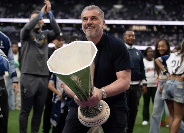 結束17年的冠軍荒也保不住的帥位/鉅城娛樂城