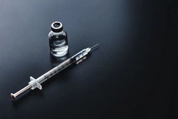 行前先接種疫苗是最好的防護/鉅城娛樂城