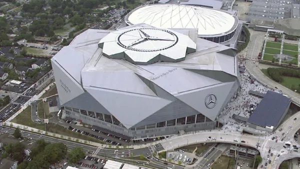 亞特蘭大Mercedes-Benz Stadium屋頂是ETFE氣墊材質